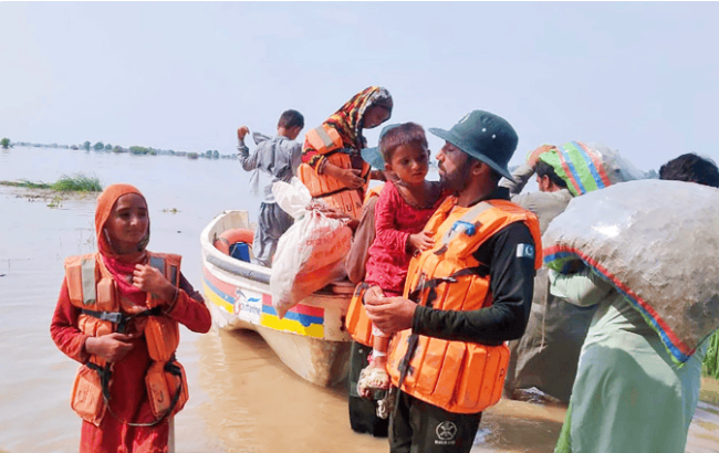 印度泄洪 巴基斯坦转移边境数万人 两国紧张关系再升级